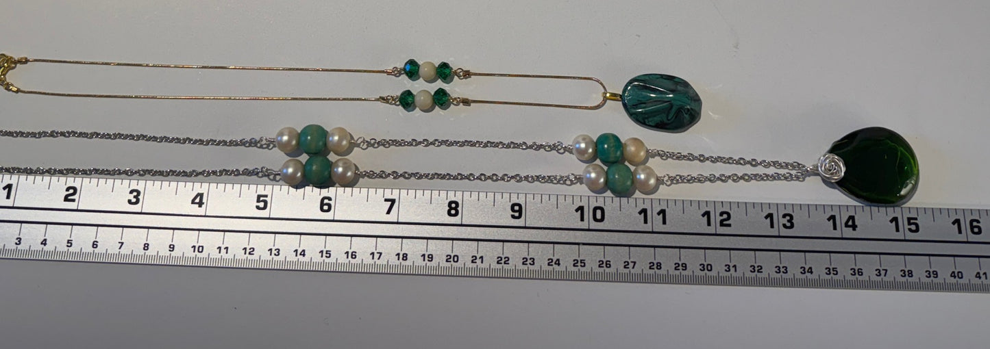 "Luxury in every detail" - Mixed metal necklace set
