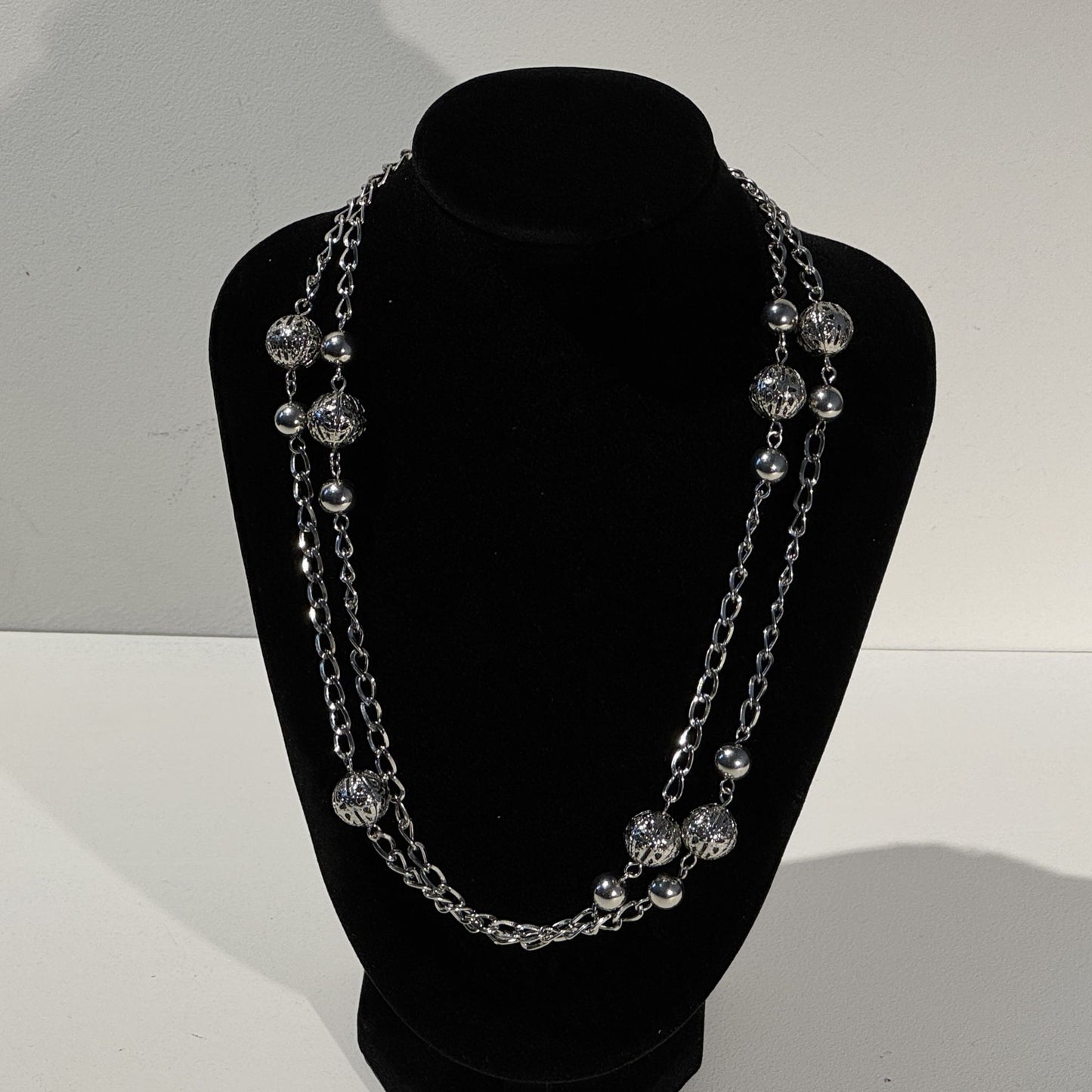 “Double the chain, double the impact” - Chunky chain necklace